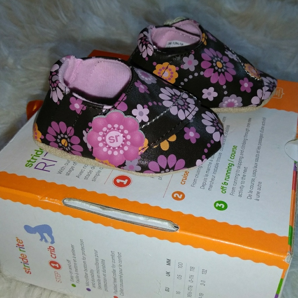 Stride Rite Fun Floral Crib Shoes NIB 0/3M
